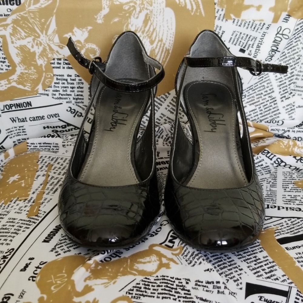 Black heels